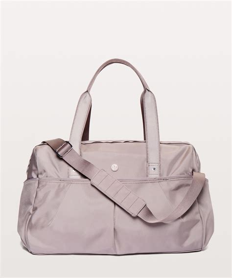 lululemon duffle bag women's